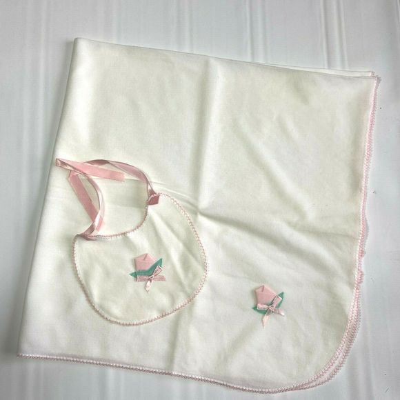 Zona Lee White Cozy Polyester Rose Bud Baby Blanket + Bib NOS USA Made 34 X 36 - Picture 4 of 7